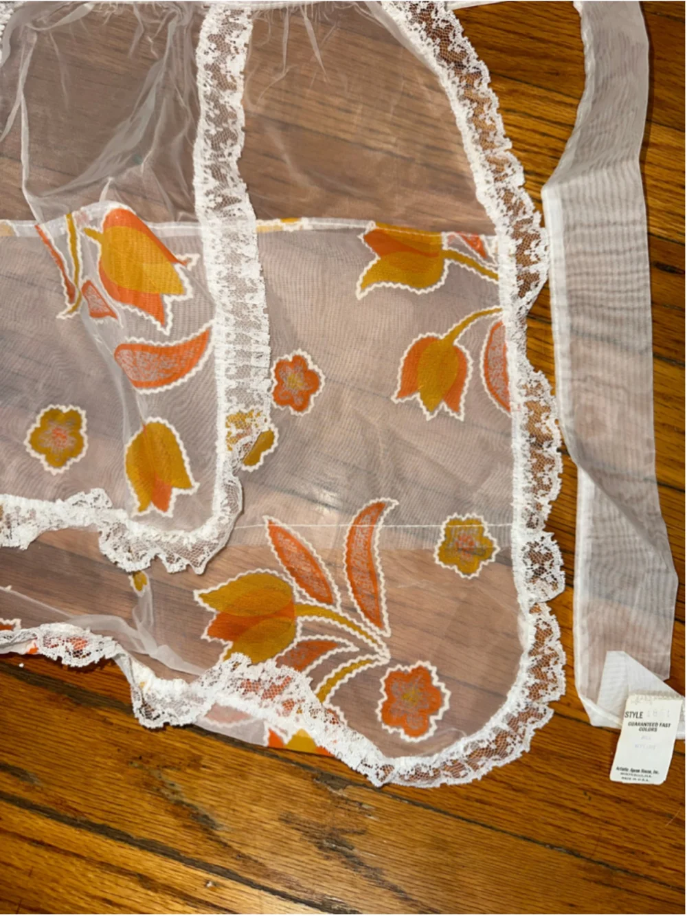 Lot 4 Vintage Christmas Holiday Aprons Half Reversible Retro Sheer Lace Cotton